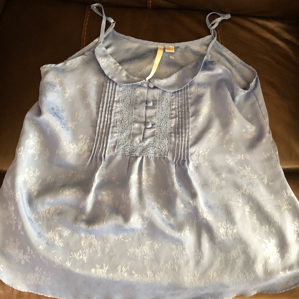 Lauren Conrad top